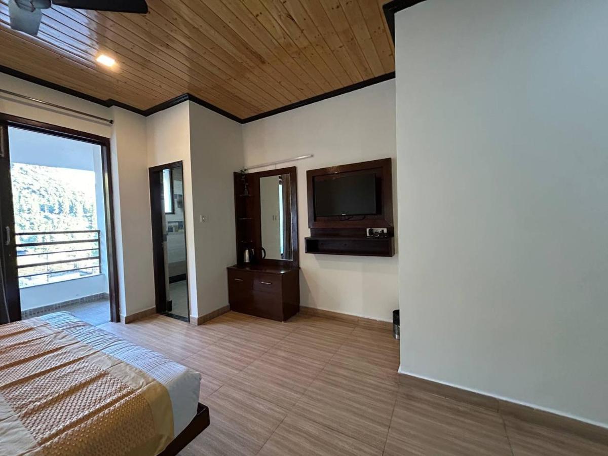 Hotel 7 Heavens Массури Экстерьер фото